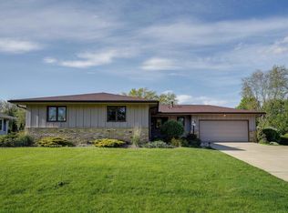 816 Roby Rd, Stoughton, WI 53589