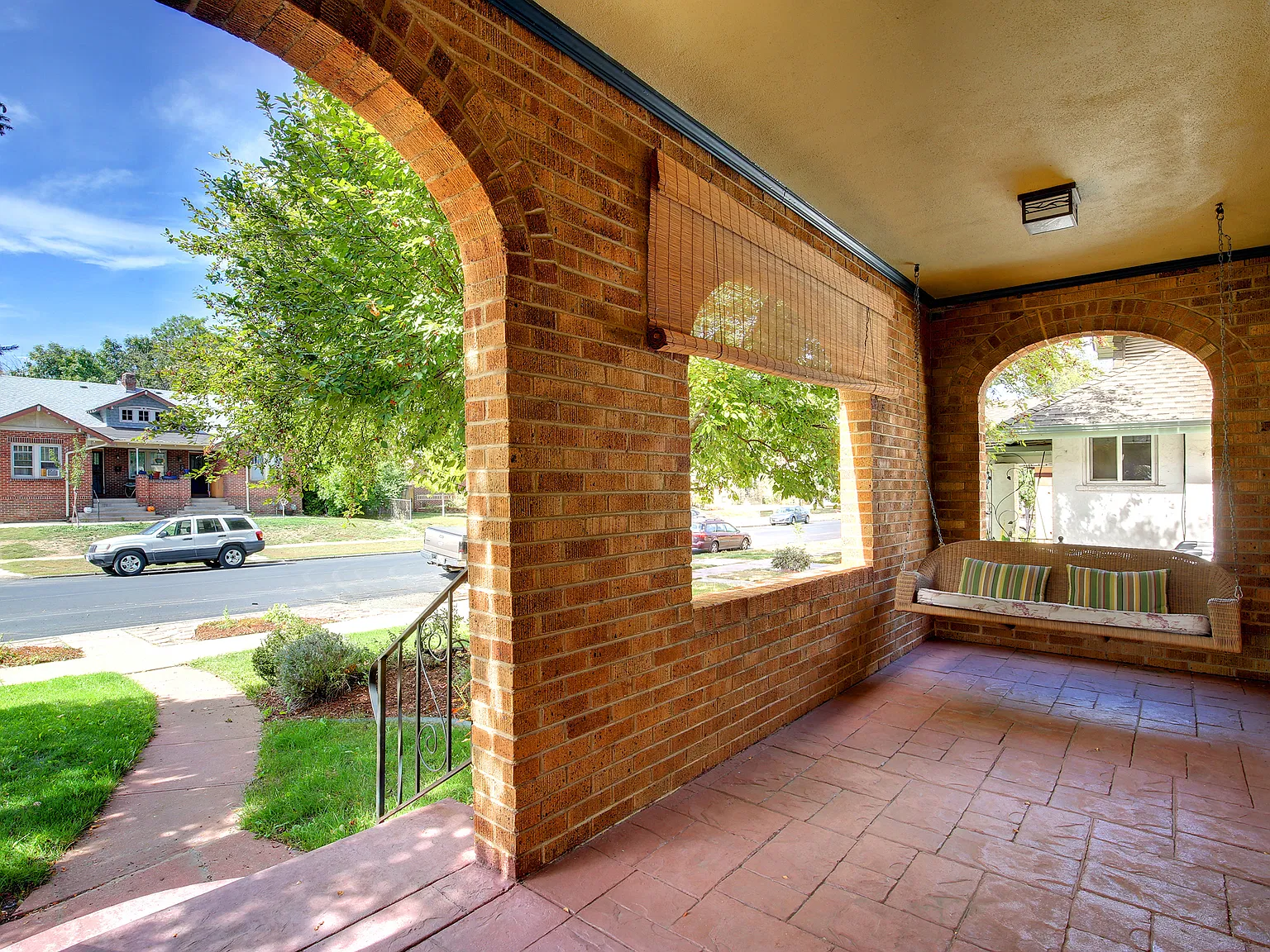 2 bed, 1471 sqft, $1,950 — Photo 2