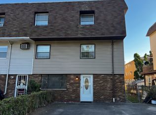 357 Wayne St, Jersey City, NJ 07302
