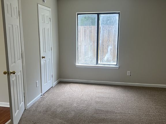 5th image of 5792 Trent Walk Dr #1