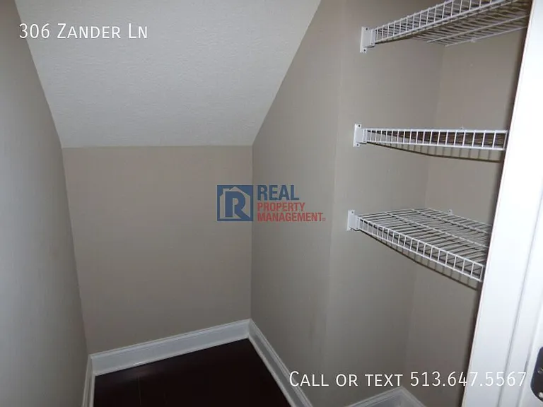 306 Zander Ln — Photo 20