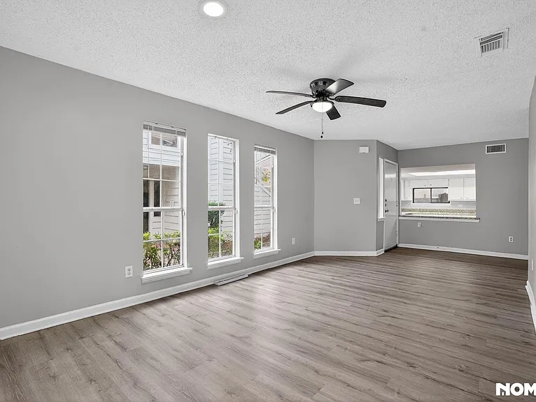 17805 Villa Way Dr — Photo 12