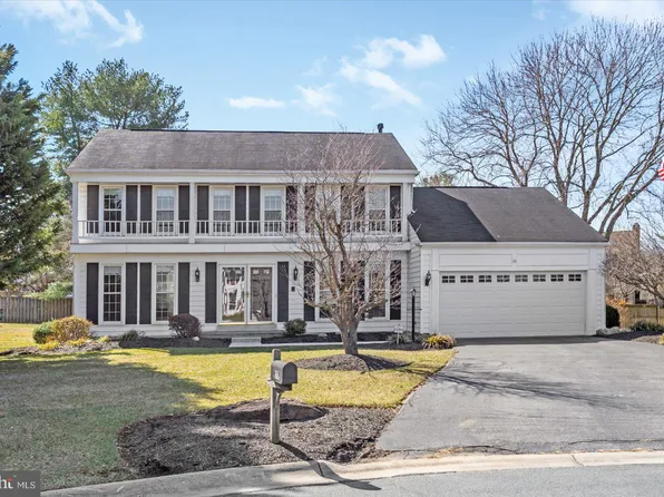 10 Founders Mill Ct, Rockville, MD 20855