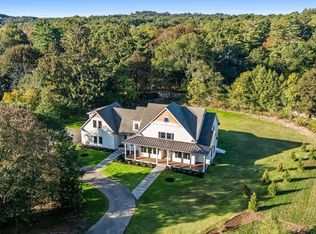 2 Lily Ln, Wenham, MA 01984