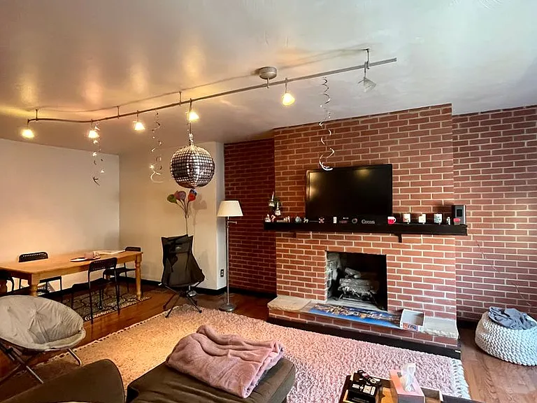 49 South 11th St — Photo 3