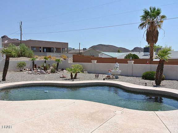 2nd image of 3886 Whaler Dr