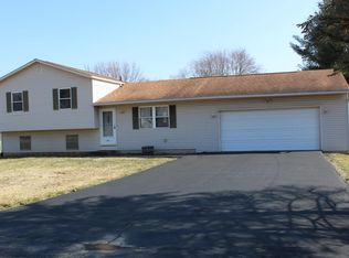 77 5th Ave SW, Etna, OH 43062