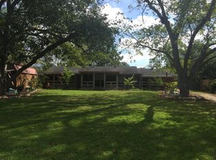 395 Cherokee Dr, Moultrie, GA 31768