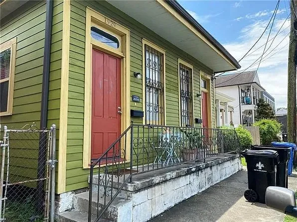1929 Delachaise St, New Orleans, LA 70115