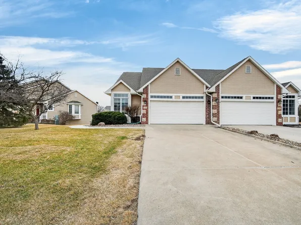 7238 Cody Dr, West Des Moines, IA 50266