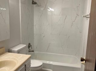 1689 Durbridge Rd, Columbus, OH 43229