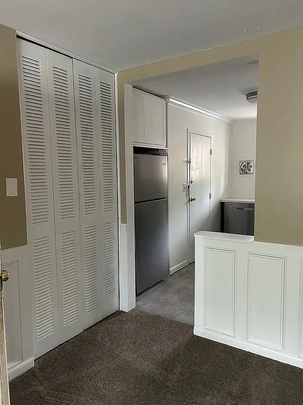 1 bed, 1.0 bath, 745 sqft, $1,320 — Photo 4