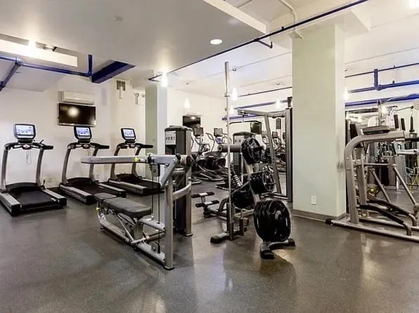 407 Park Avenue South image 14 of 15