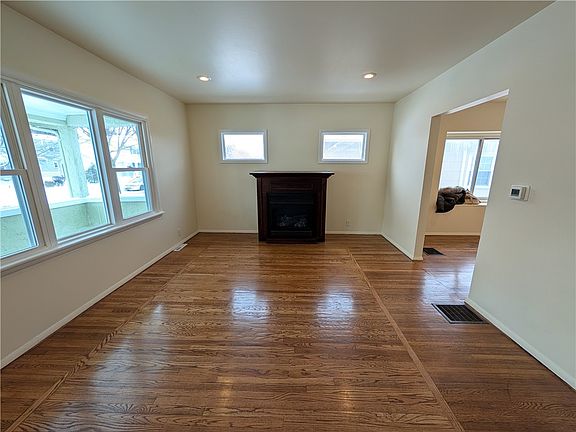 2nd image of 298 Fieldwood Dr