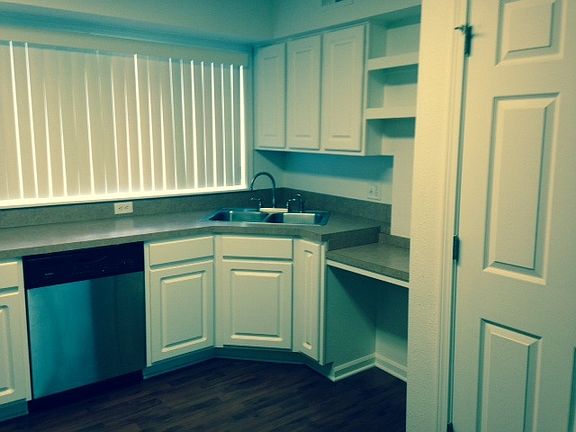 2nd image of 1307 Marbee Dr APT 2