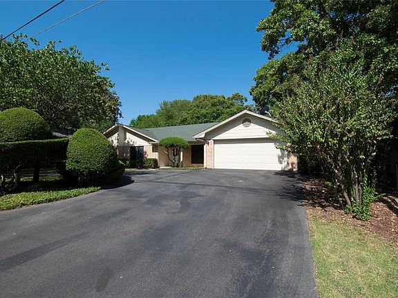 3rd image of 5002 Largo Dr