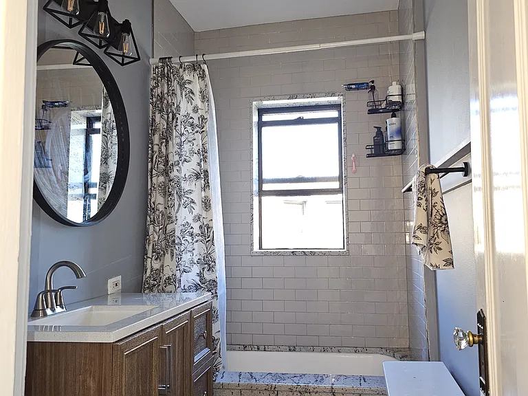 539 W Brompton Ave #3N — Photo 20