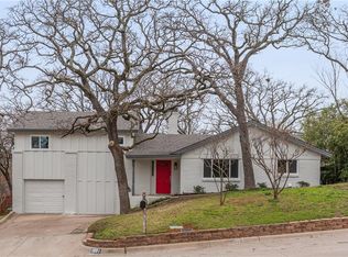1001 Wade Dr, Bedford, TX 76022