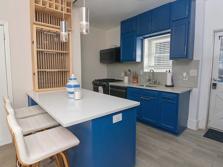 455 E Side Ave — Photo 15