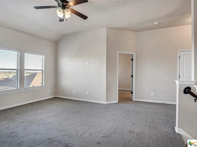 6900 Deorsam Loop — Photo 30