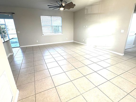 4th image of 2430 NW 7th Ave