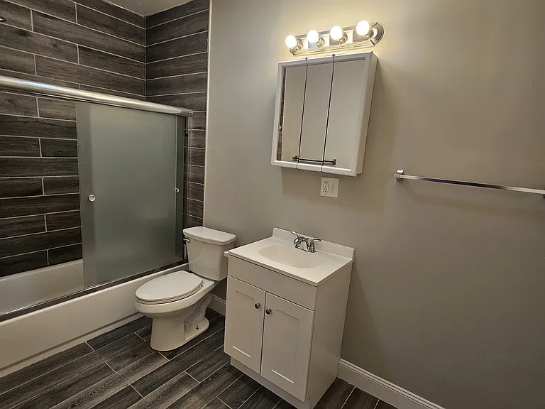 37 William St #3A — Photo 9