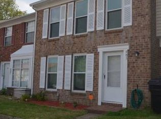 905 Smoke Tree Ln, Virginia Beach, VA 23452