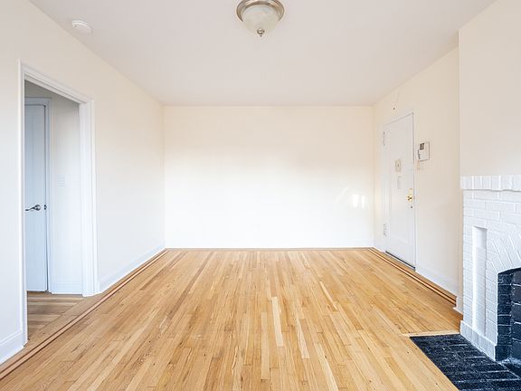 4th image of 248 W 17th St APT 607