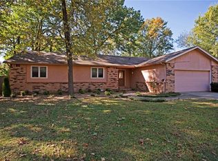 904 N Wren Dr, Rogers, AR 72756