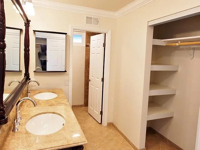 3021 Segovia Way — Photo 23