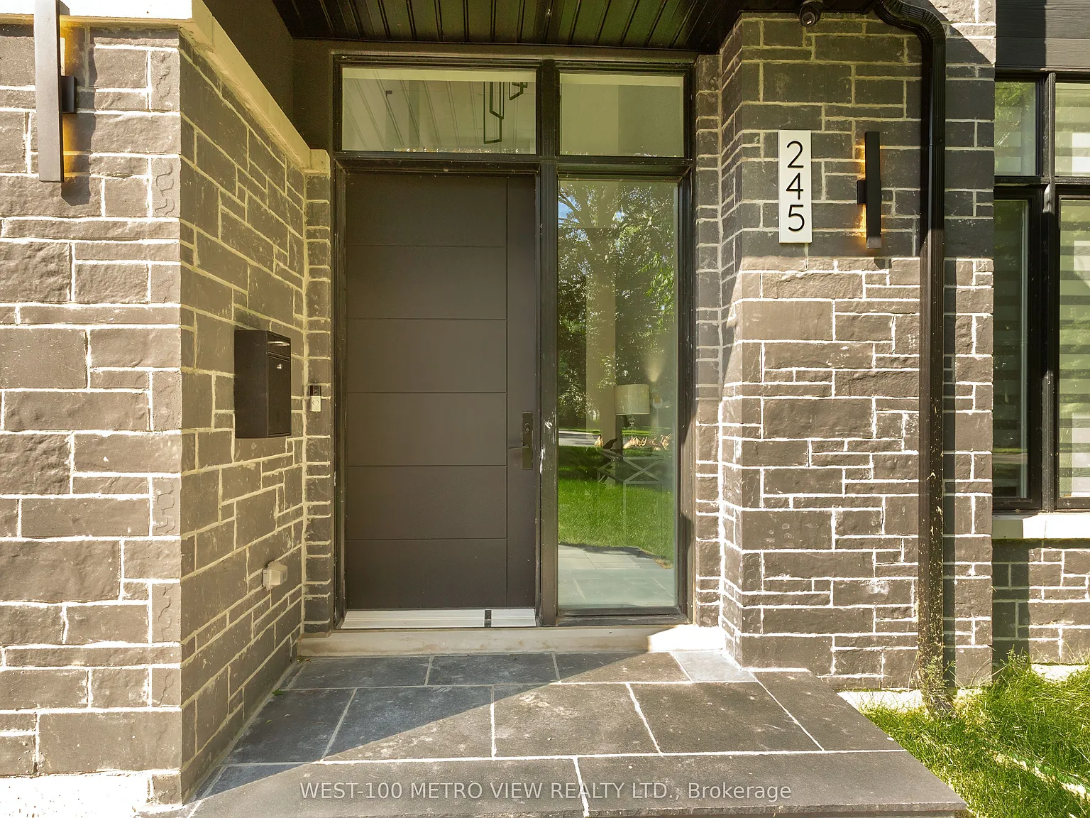 5 bed, $12,000 — Photo 2