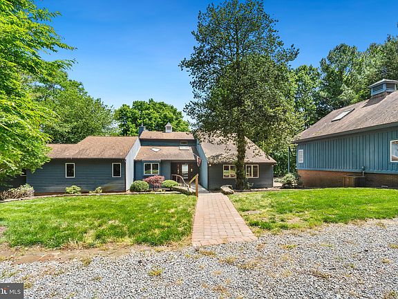 5th image of 12445 Coopers Ln