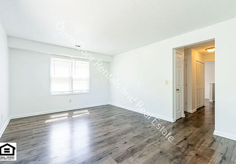 5007 Vermont Ln — Photo 5