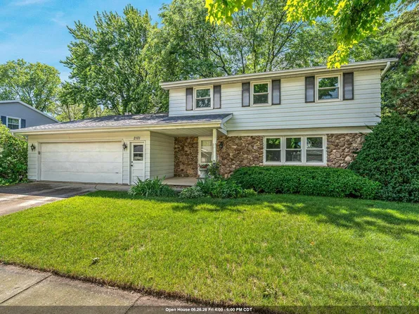 2101 N Birchwood Ave, Appleton, WI 54914