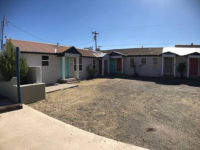 1st image of 1209 E Ave