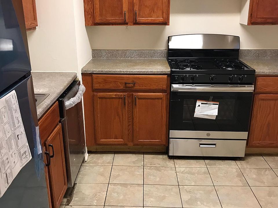 Kitchen with Brand New Appliances