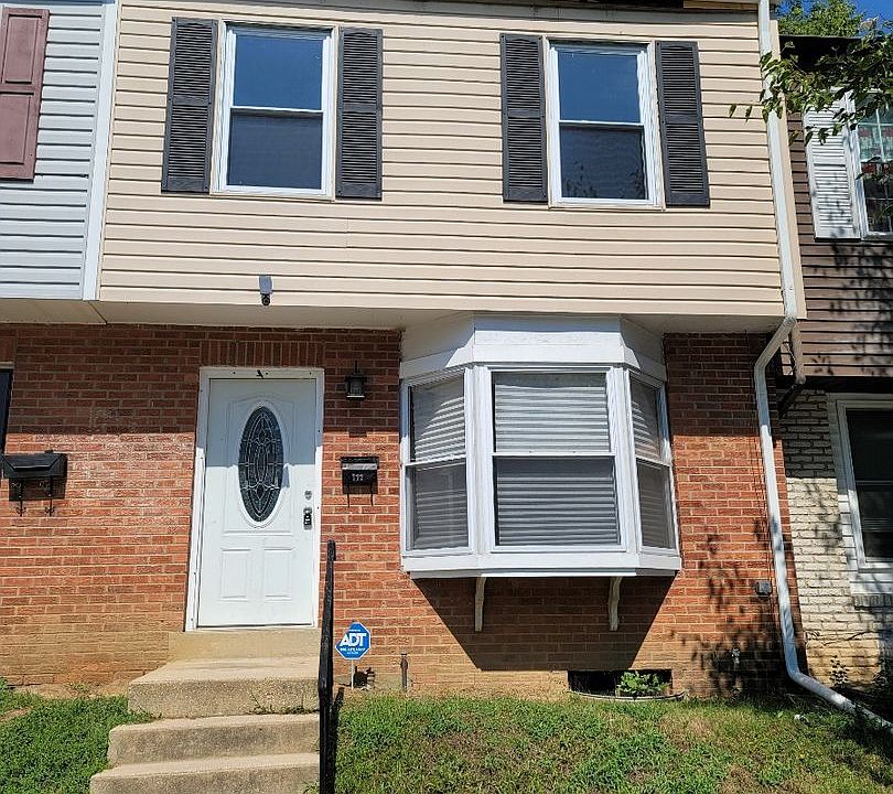 1st image of 111 Elliot St