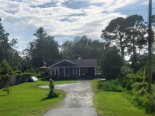 343 Highway 101, Beaufort, NC 28516