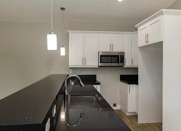1138 NW 1st Ave — Photo 8
