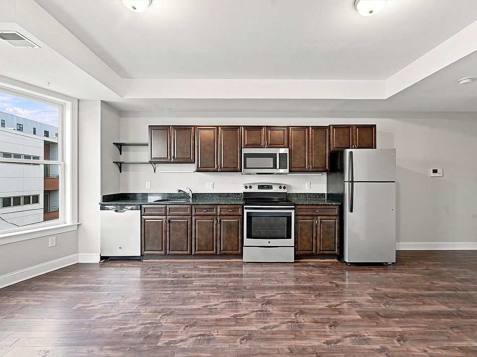 1st image of 1222 N 7th St #E3