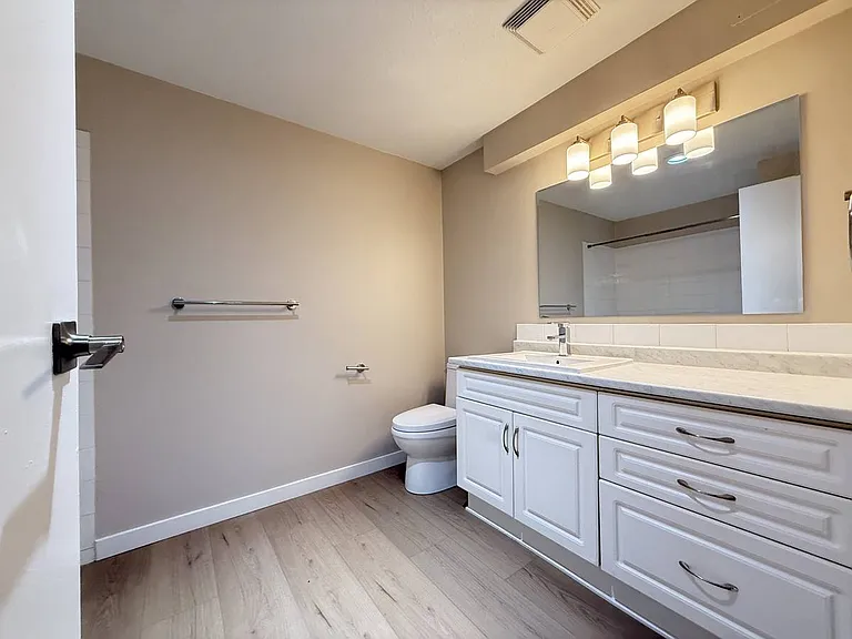 600 Smith Ave — Photo 20