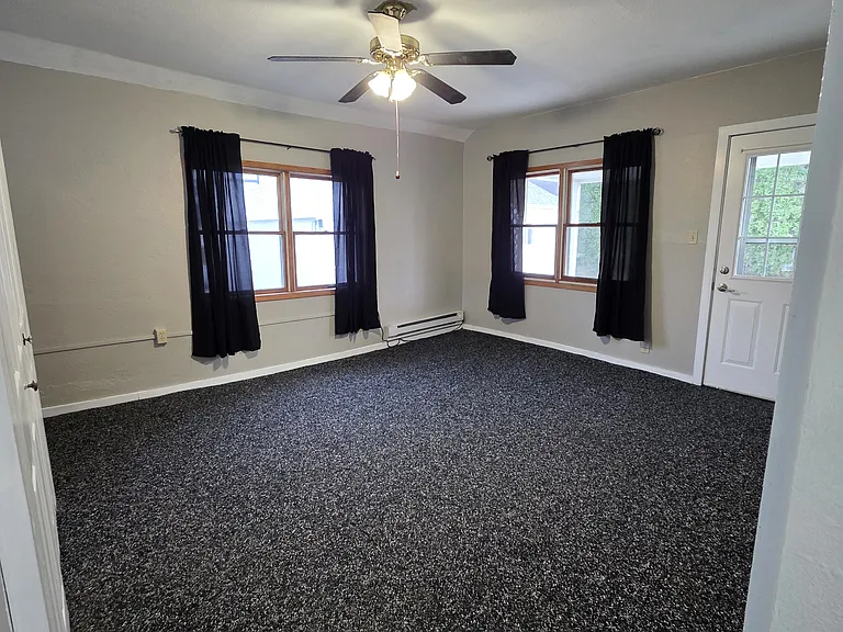 410 W Main St — Photo 12