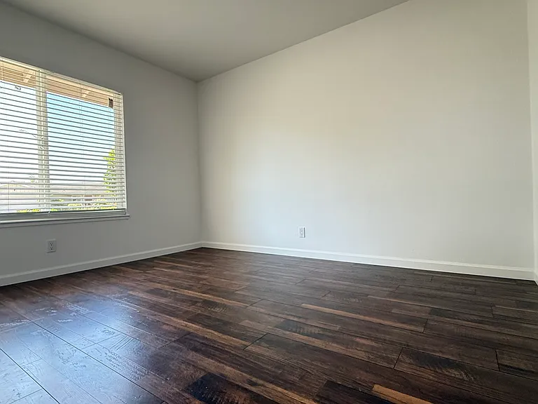 8123 Meadowlark Ct — Photo 14