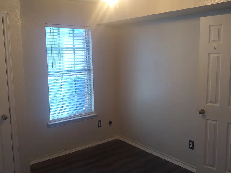 10903 Gable Cir — Photo 9