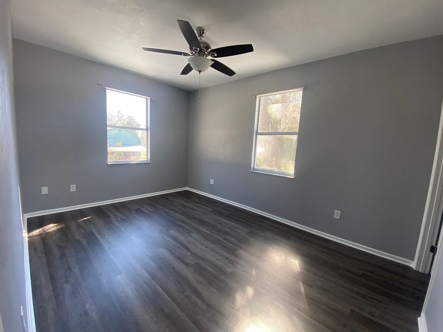 1 bed, 700 sqft, $1,300 — Photo 4