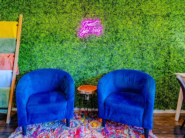 Building's Lounge
