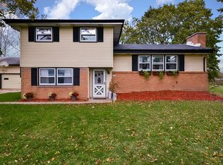 1246 Wallace Lake Rd, West Bend, WI 53090