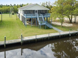 11384 Bayou View Dr, Bay Saint Louis, MS 39520