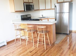 190 W 9th St #1, Brooklyn, NY