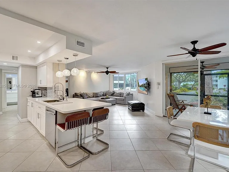 1430 Sheridan St #1G — Photo 8